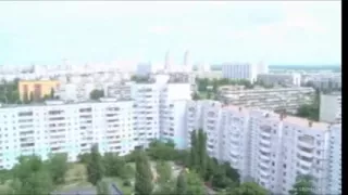 Jeune fille suce et baise sur un balcon