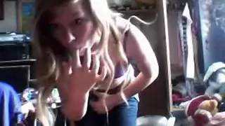 Horny Silly Selfie college girl video (132)