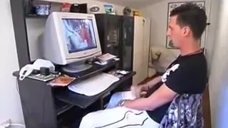 Mamma Italiana Aiuta Il Figlio