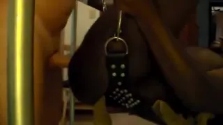 Bettelnde schwarze Sklavin von weißem Meister gezüchtet