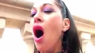 Mutual snatch fisting.