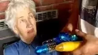 La abuela esta caliente.