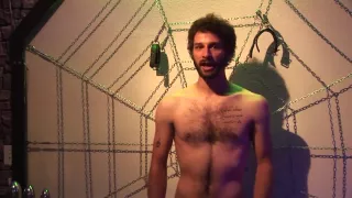 Ich habe mich einer transsexuellen Domina unterworfen