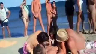 Beach Voyuer II
