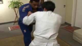 Wilder muskulöser Dozent will seine Studentin ficken