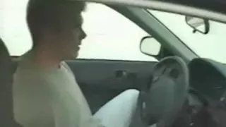 Verführerisches Tgirl wird gesaugt und analisiert