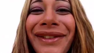 Gruppendrill mit einer lateinamerikanischen Transsexuellen