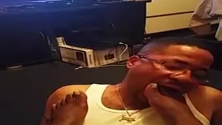 Tee's first foot worship ever