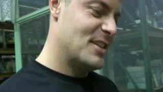 Amateur teeb handjob in the office