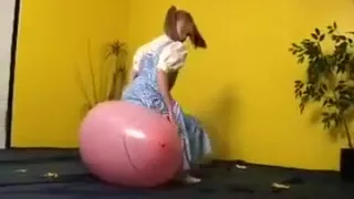 Fetish Palooza: German Balloon Pop