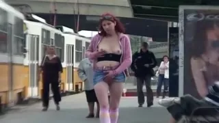 Best flashing video with public scenes 4