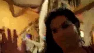 Heiße brasilianische Brünette wird von einem maskierten Kerl hart gefickt und gecreamped