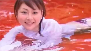 SUGIHARA Anri in the pool