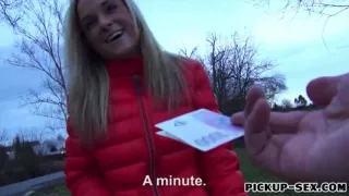 Czech girl Shanie Ryan picked up and drilled for money