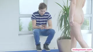 Stepmom Samantha Jolie and teen Lexi Dona threeway