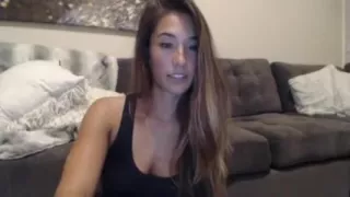 hot girlfriend  knows how to please