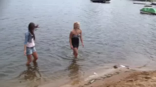 Autumn & Grace & Molly & Olie & Savannah in group sex with nude students in the outdoors