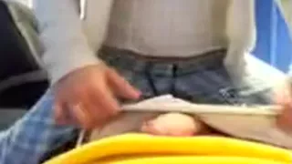 Expert sexy slut gives oral-job on web camera