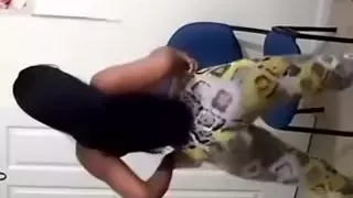 Hot Twerker in Tights