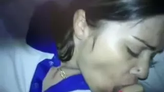 Rumänisches Babe schluckt meinen Schwanz