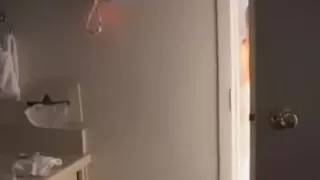 hawt girlfriend  taking a shower