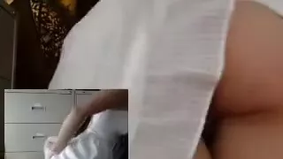 Showing my wet cunt on webcam