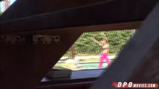 Hot babe Kaylas pussy gets fucked at the gym in a hardcore scene