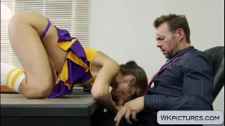 Skinny cheerleader Riley Reid suckin on his huge cock