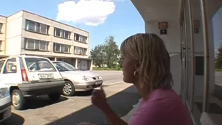 Outdoor pussy loving action