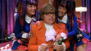 Carrie Ann Inaba,Diane Mizota,Beyonce Knowles in Austin Powers In Goldmember (2002)