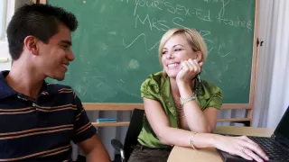 Kayla die Nachhilfelehrerin