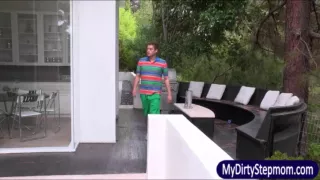 Lola Foxx and Kendra Lust fucked on turns and cum sharing