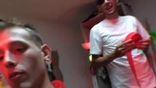 Wild appreciation during orgy