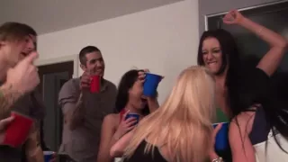 Teens start up dirty orgy