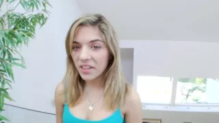 Outdoors blowjob by nasty babe