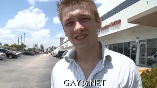 Enges schwules Anal wird gefickt