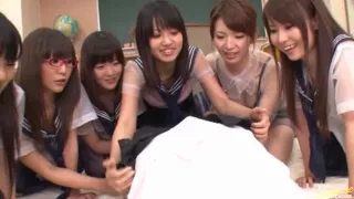 Japanese AV model gives massive blowjob