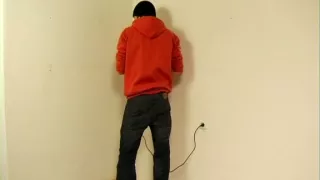 Brunette’s pantyhose torn to tatters