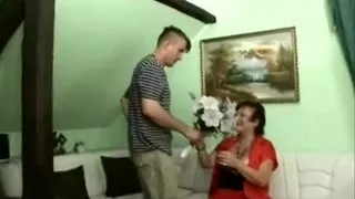 Grannies desire to fuck with juvenile males