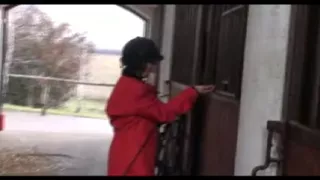 Bushy granny double penetration in the stable