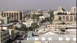 Eating guy’s pecker under table