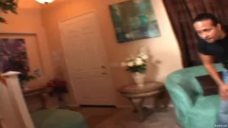 RawVidz Video: A Busty Vixen