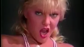 Softcore posing and deep blowjob