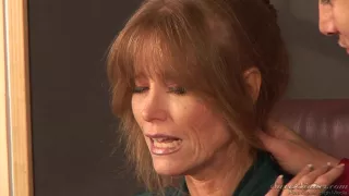 Curvy mature gets her nice pussy slammed