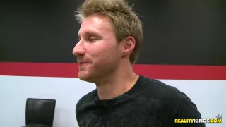 MilfHunter - Pole hopper