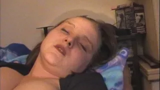 Amateur chubby babe plays with her sex toys