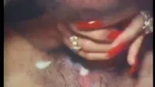 Amber Hunt Vintage Lengthy Nails