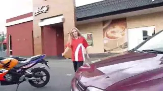 Sex bei McDonalds: Einmal das Fickmenu bitte