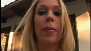 Brit Amilie Korbs double team-fucked