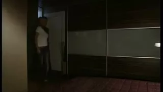 Charming dark brown hair gets double drilled